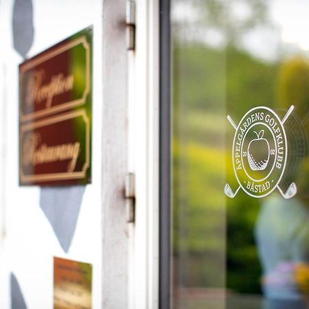 Aeppelgarden I Båstad エクステリア 写真